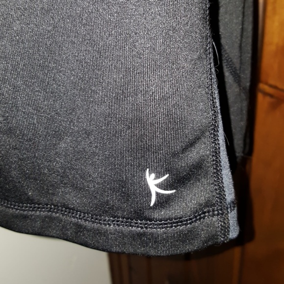 Females "Danskin Now" Fitted Top - Picture 2 of 6